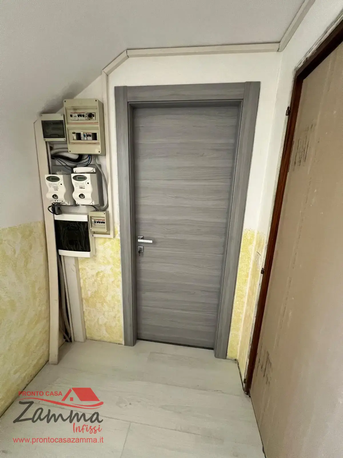 lavori porta grigia 2
